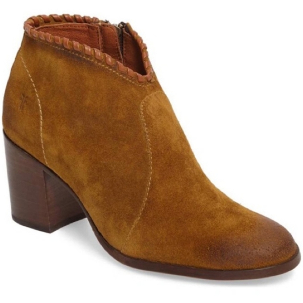 NWOT Frye Nora ankle boots 6.5